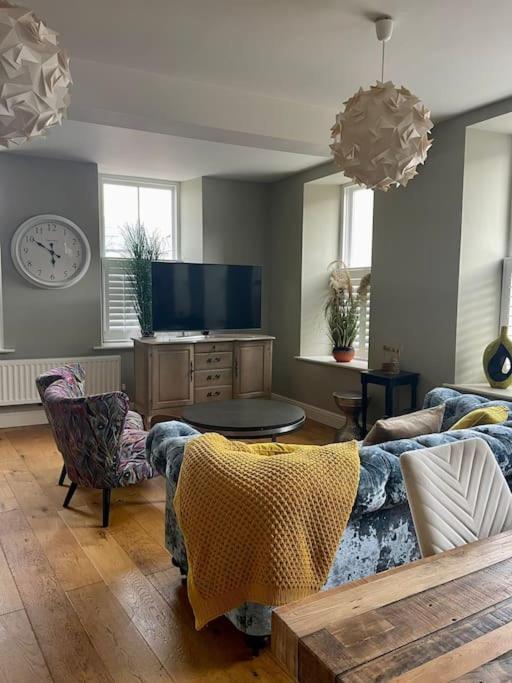 Luxurious 2 Bedroom Apartment In Central Berwick Kültér fotó