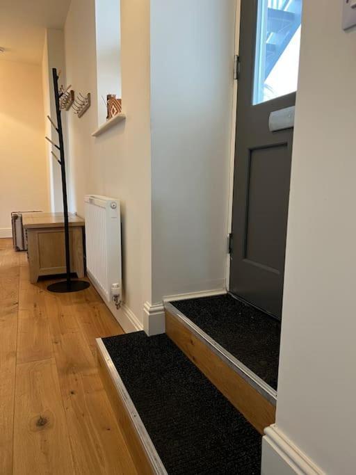 Luxurious 2 Bedroom Apartment In Central Berwick Kültér fotó